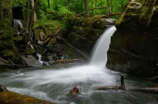Лумшорські водоспади.webp
